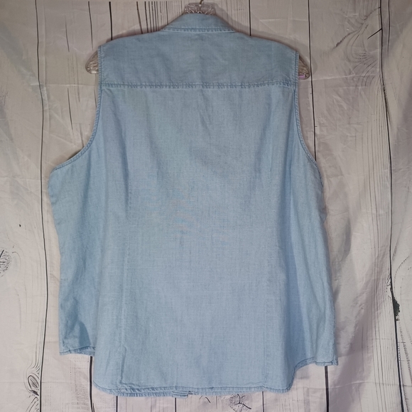 J.Crew Factory Women's Light Blue Button Up Sleeveless Top NWT - Picture 9 of 13